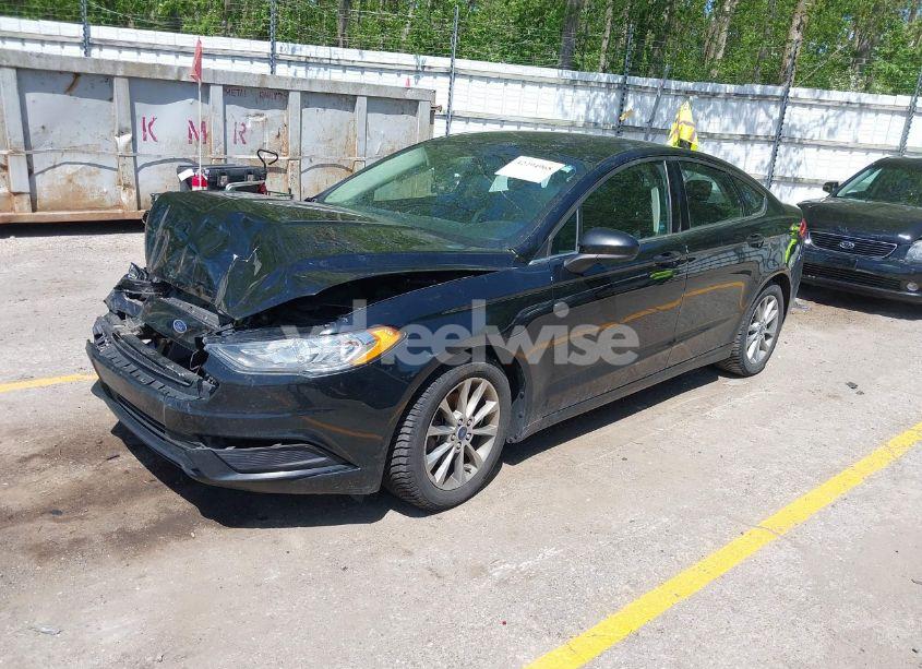 Photo 2 of 2017 Ford Fusion SE (VIN 3FA6P0H76HR185731)