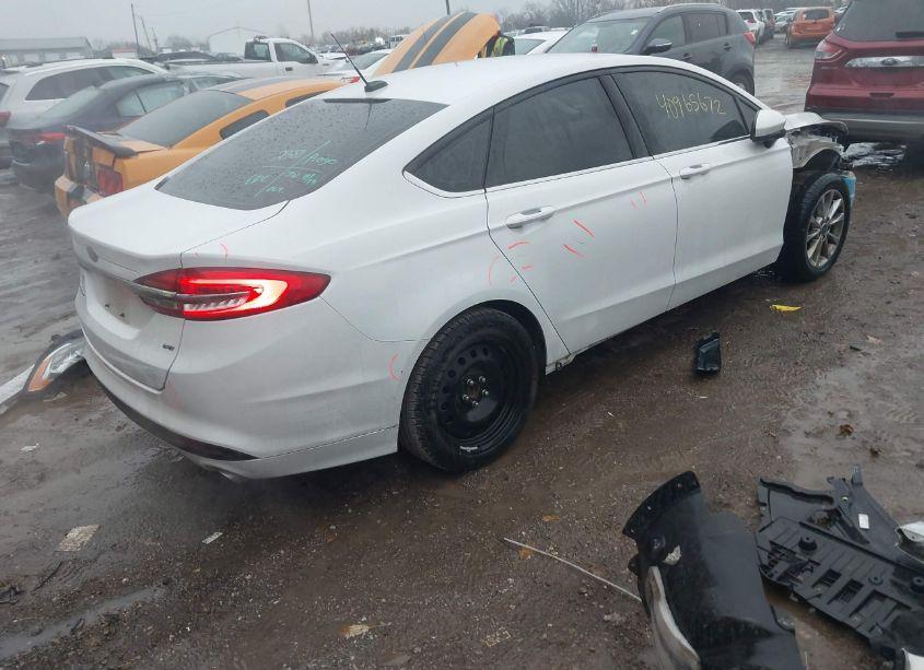 Photo 4 of 2017 Ford Fusion SE (VIN 3FA6P0H76HR220624)