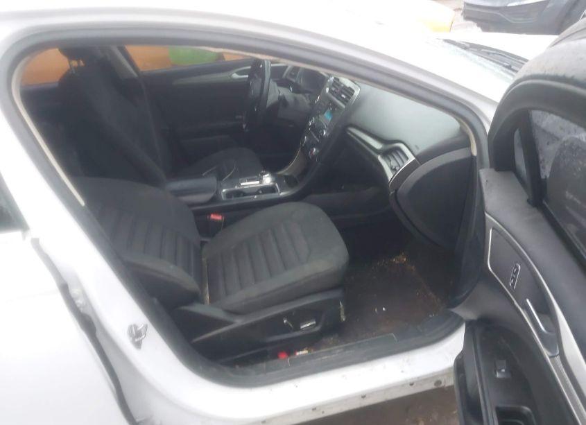 Photo 5 of 2017 Ford Fusion SE (VIN 3FA6P0H76HR220624)