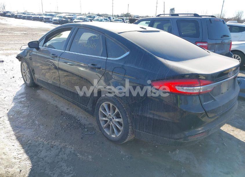 Photo 3 of 2017 Ford Fusion SE (VIN 3FA6P0H76HR259200)