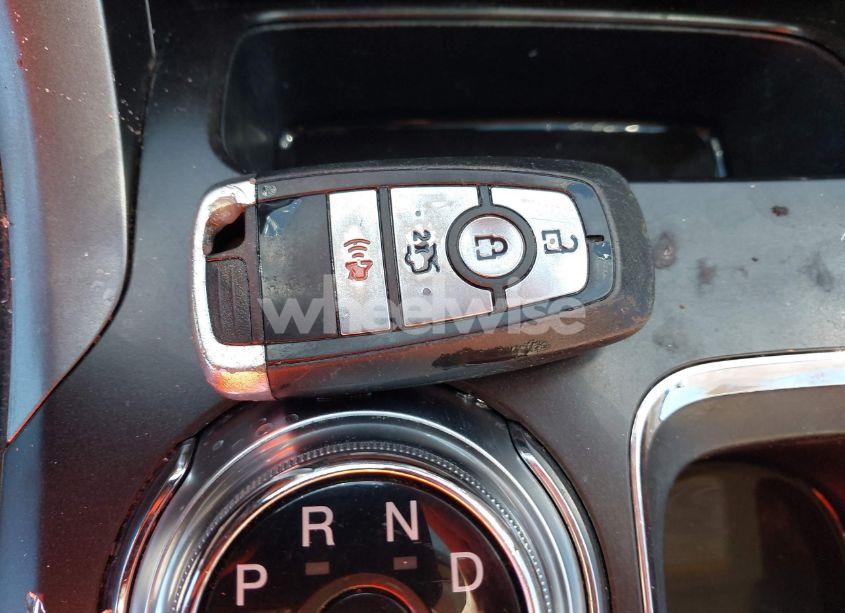 Photo 11 of 2017 Ford Fusion SE (VIN 3FA6P0H76HR370247)