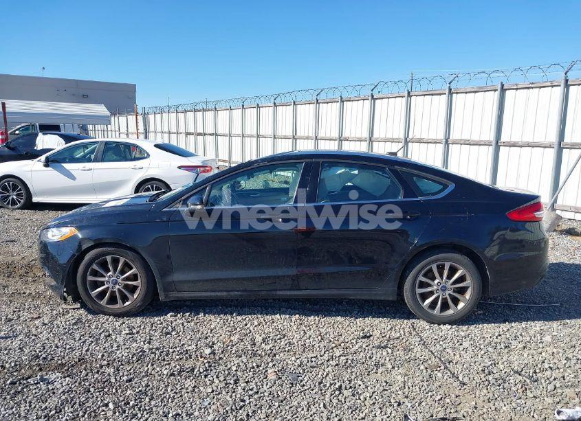 Photo 14 of 2017 Ford Fusion SE (VIN 3FA6P0H76HR370247)