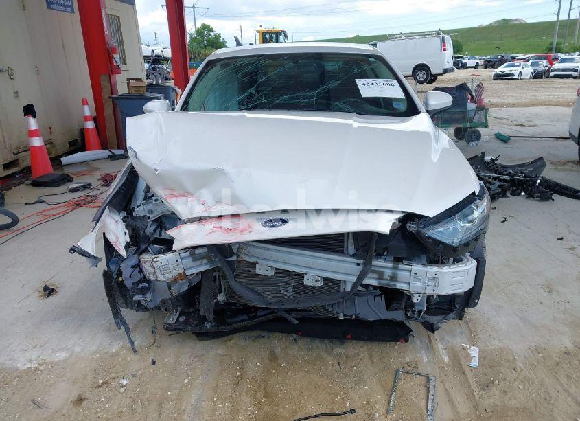 Photo 13 of 2017 Ford Fusion SE (VIN 3FA6P0H76HR393057)