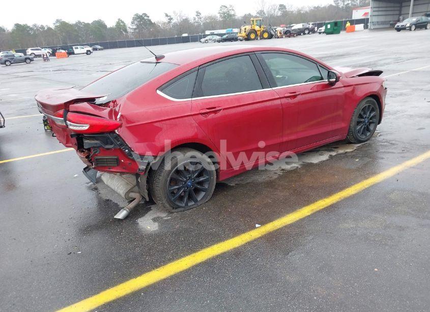 Photo 4 of 2017 Ford Fusion SE (VIN 3FA6P0H76HR403103)