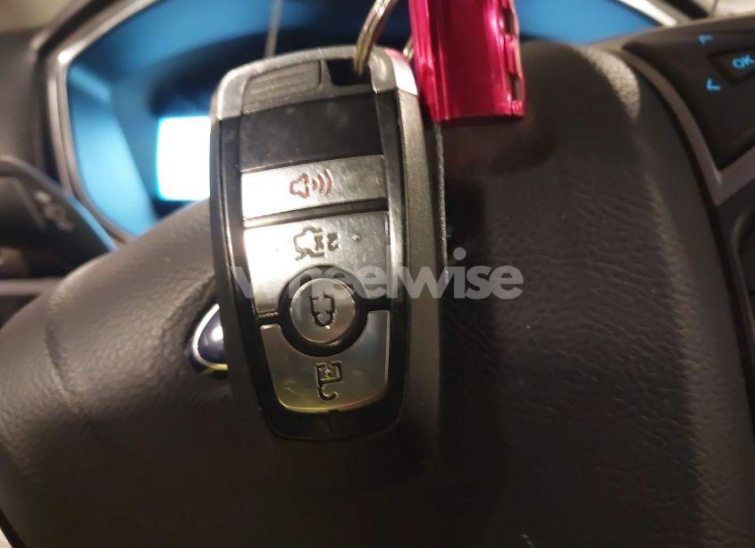 Photo 11 of 2017 Ford Fusion SE (VIN 3FA6P0H76HR403957)