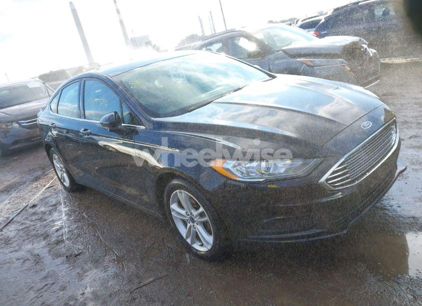 2018 Ford Fusion SE (VIN 3FA6P0H76JR115751) main photo