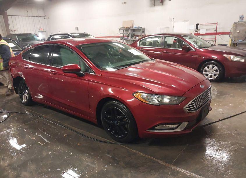 2018 Ford Fusion SE (VIN 3FA6P0H76JR126975) main photo