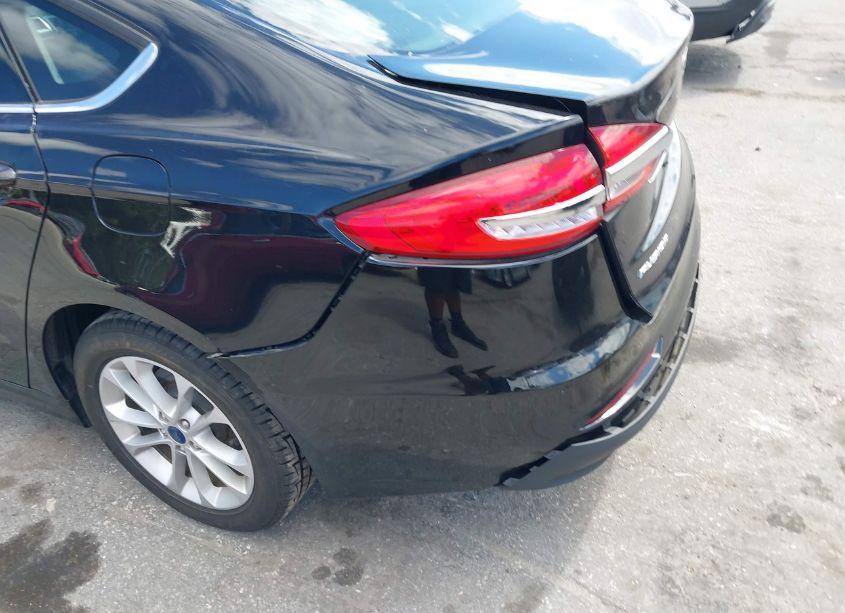 Photo 6 of 2019 Ford Fusion SE (VIN 3FA6P0H76KR265487)