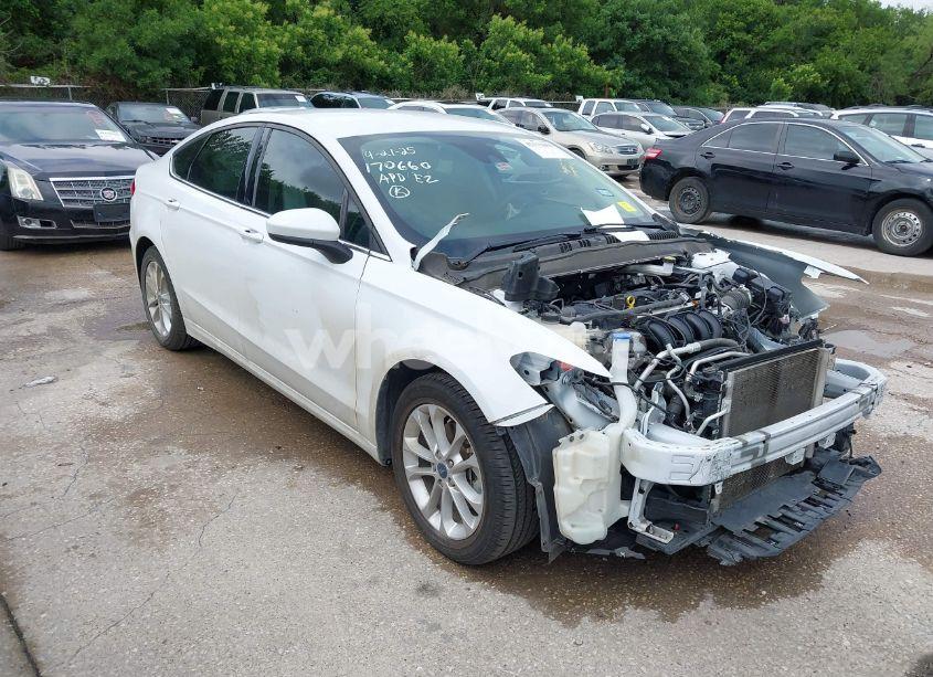 2020 Ford Fusion SE (VIN 3FA6P0H76LR154018) main photo