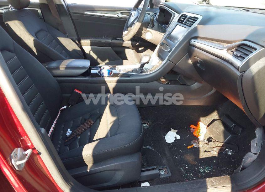 Photo 5 of 2013 Ford Fusion SE (VIN 3FA6P0H77DR110143)