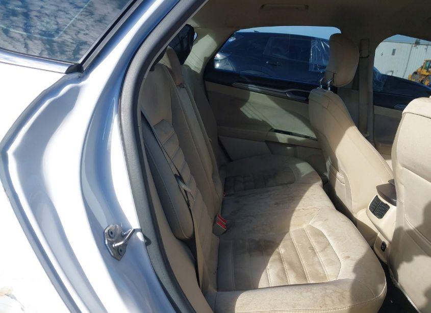 Photo 8 of 2013 Ford Fusion SE (VIN 3FA6P0H77DR130439)