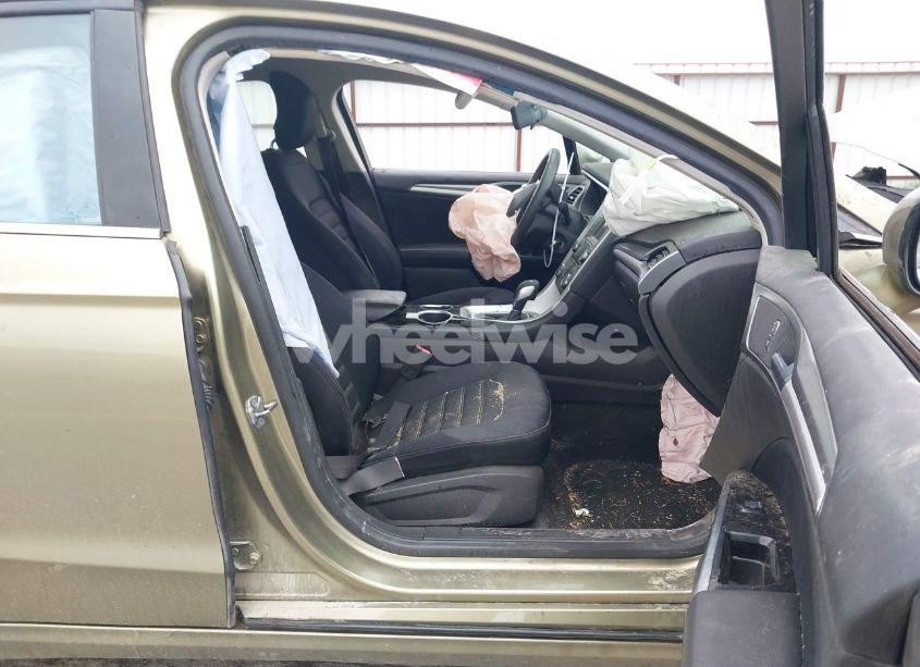 Photo 5 of 2013 Ford Fusion SE (VIN 3FA6P0H77DR134426)