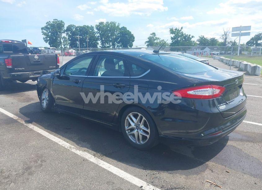Photo 3 of 2013 Ford Fusion SE (VIN 3FA6P0H77DR138380)