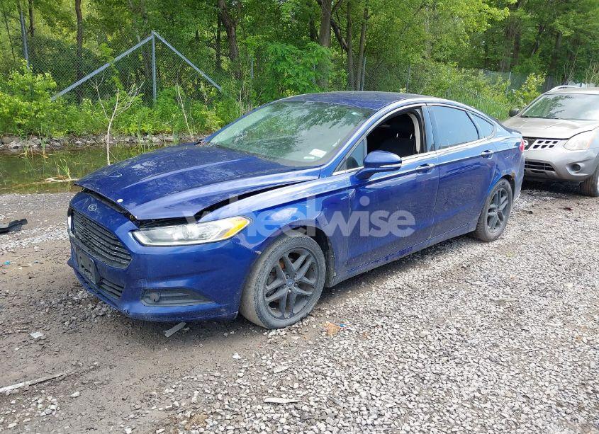 Photo 2 of 2013 Ford Fusion SE (VIN 3FA6P0H77DR177941)