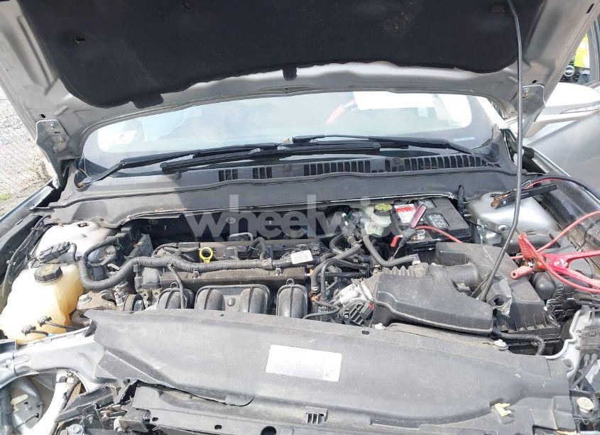 Photo 10 of 2013 Ford Fusion SE (VIN 3FA6P0H77DR217936)