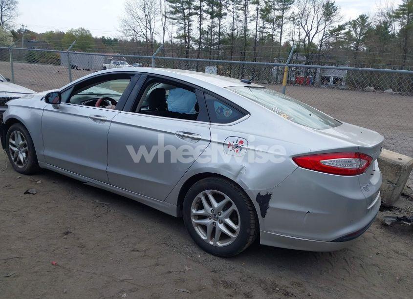 Photo 3 of 2013 Ford Fusion SE (VIN 3FA6P0H77DR217936)