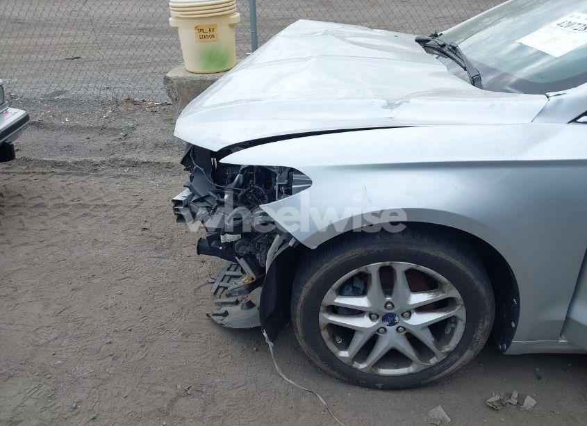 Photo 6 of 2013 Ford Fusion SE (VIN 3FA6P0H77DR217936)