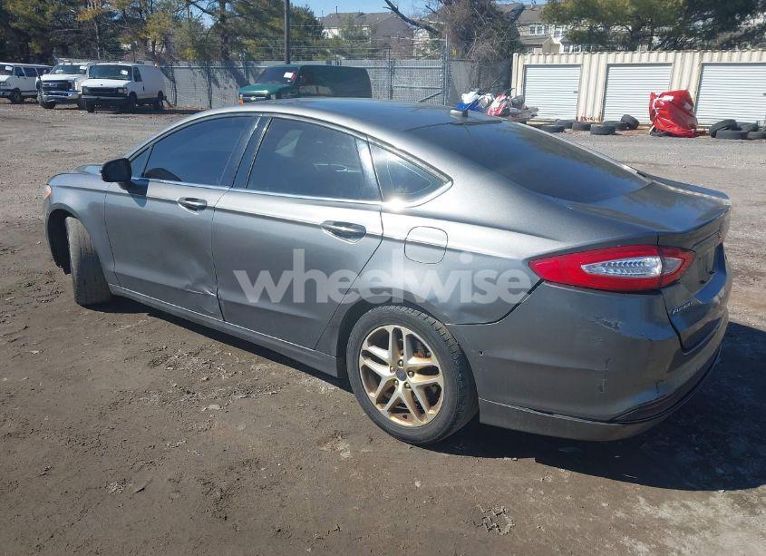 Photo 3 of 2013 Ford Fusion SE (VIN 3FA6P0H77DR230301)
