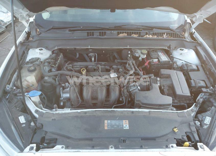 Photo 10 of 2013 Ford Fusion SE (VIN 3FA6P0H77DR255957)