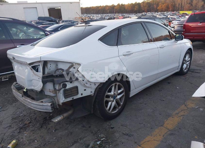 Photo 4 of 2013 Ford Fusion SE (VIN 3FA6P0H77DR255957)
