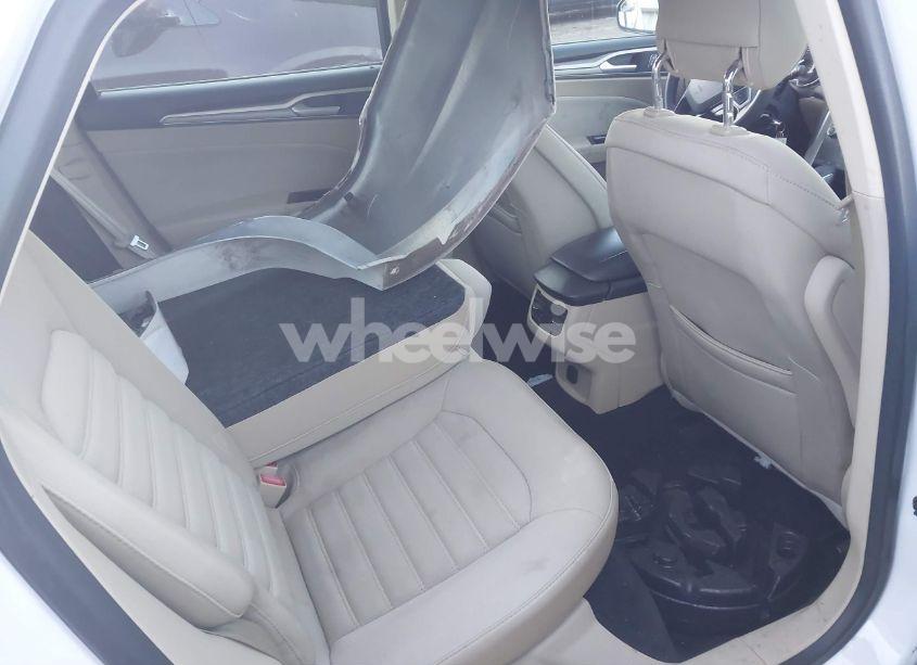 Photo 8 of 2013 Ford Fusion SE (VIN 3FA6P0H77DR255957)