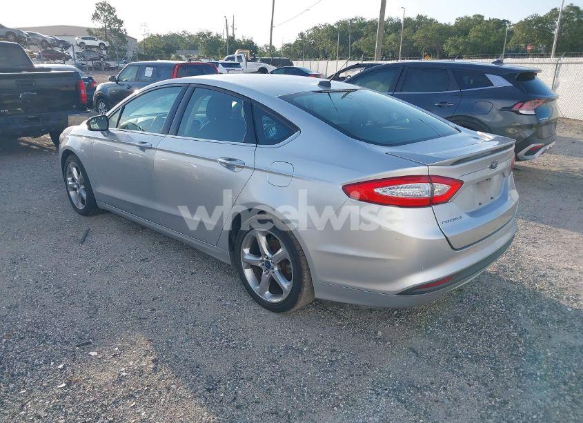 Photo 3 of 2013 Ford Fusion SE (VIN 3FA6P0H77DR289140)