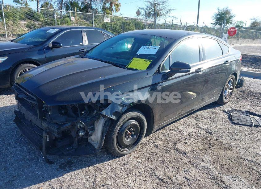 Photo 2 of 2013 Ford Fusion SE (VIN 3FA6P0H77DR289266)