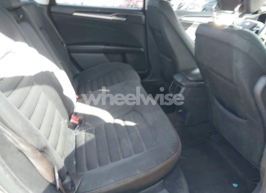 Photo 8 of 2013 Ford Fusion SE (VIN 3FA6P0H77DR331905)