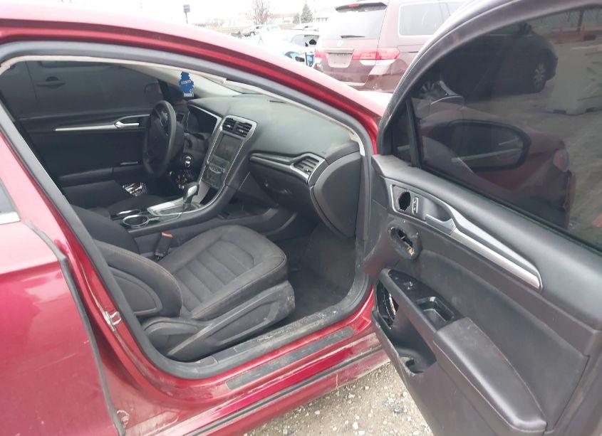 Photo 5 of 2013 Ford Fusion SE (VIN 3FA6P0H77DR359414)