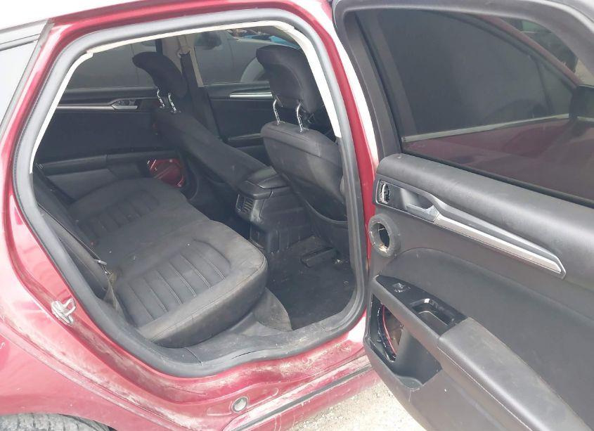 Photo 8 of 2013 Ford Fusion SE (VIN 3FA6P0H77DR359414)