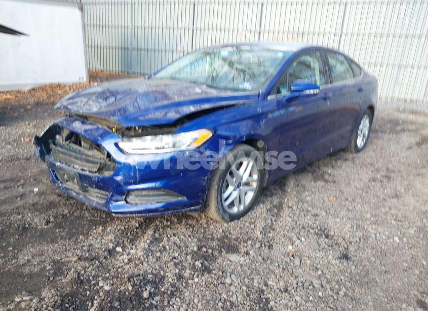 Photo 2 of 2013 Ford Fusion SE (VIN 3FA6P0H77DR374477)