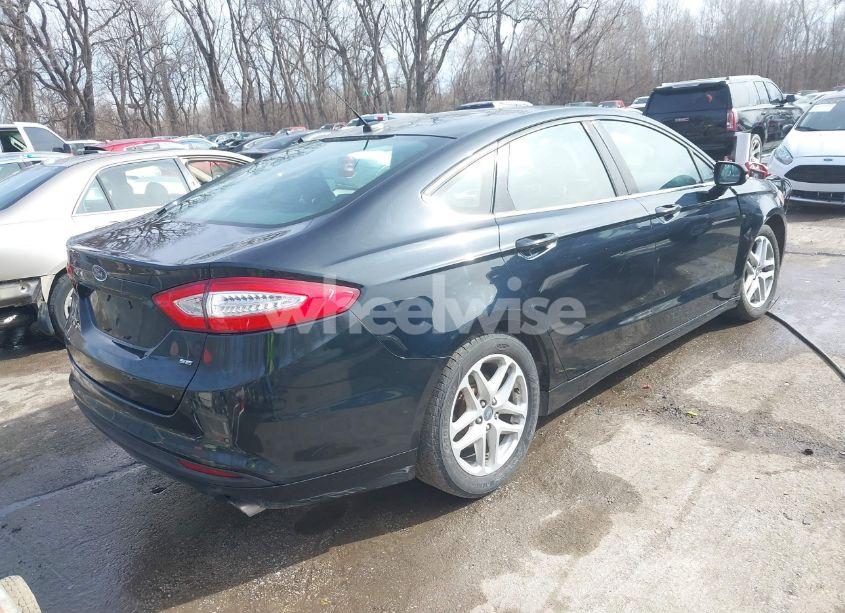 Photo 4 of 2014 Ford Fusion SE (VIN 3FA6P0H77ER131060)