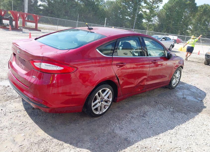 Photo 4 of 2014 Ford Fusion SE (VIN 3FA6P0H77ER171753)