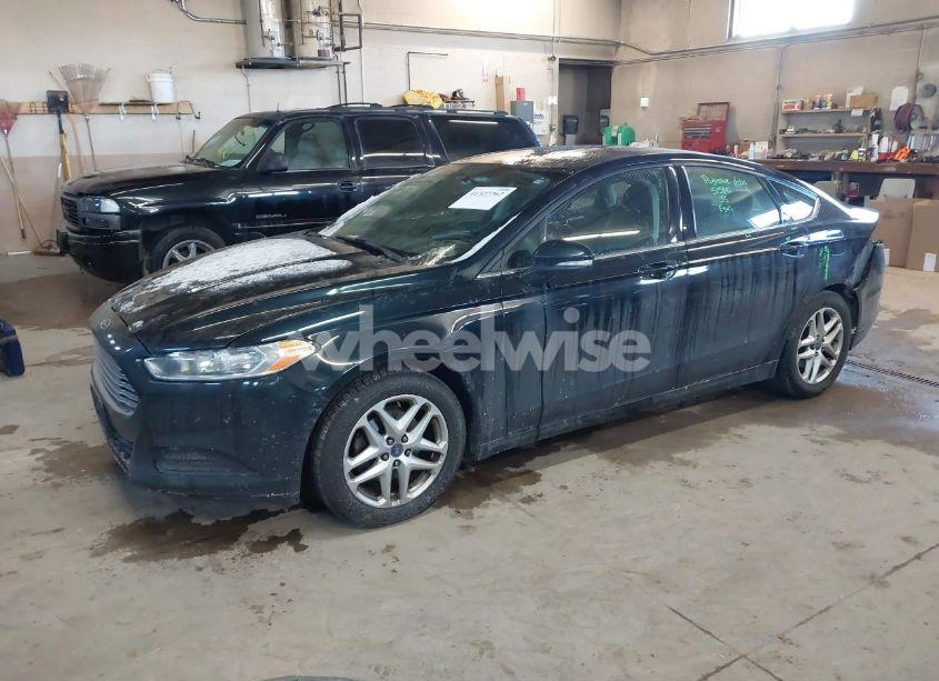 Photo 2 of 2014 Ford Fusion SE (VIN 3FA6P0H77ER178959)