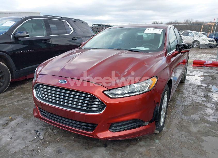 Photo 2 of 2014 Ford Fusion SE (VIN 3FA6P0H77ER191694)