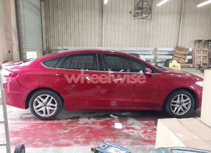 Photo 13 of 2014 Ford Fusion SE (VIN 3FA6P0H77ER199035)