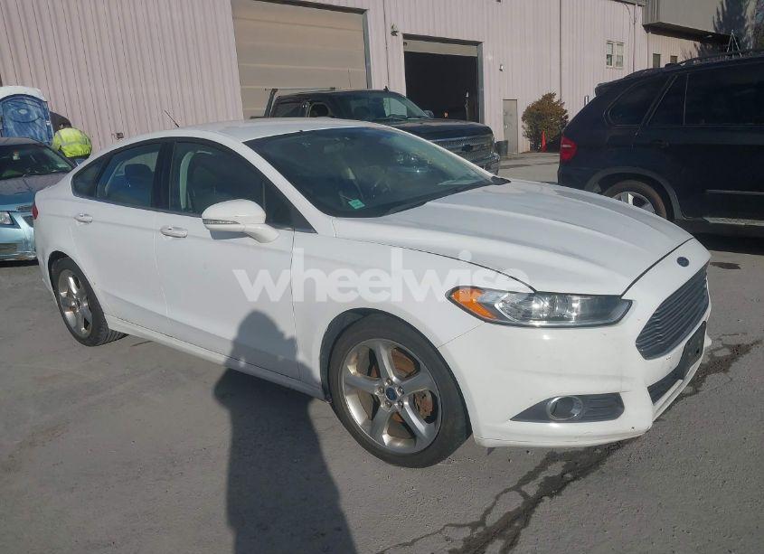 2014 Ford Fusion SE (VIN 3FA6P0H77ER243454) main photo