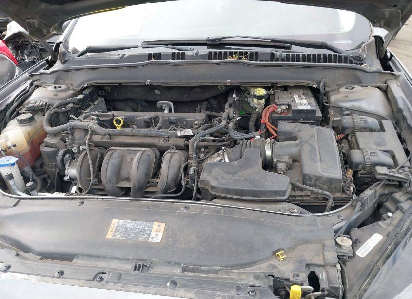 Photo 10 of 2014 Ford Fusion SE (VIN 3FA6P0H77ER256009)