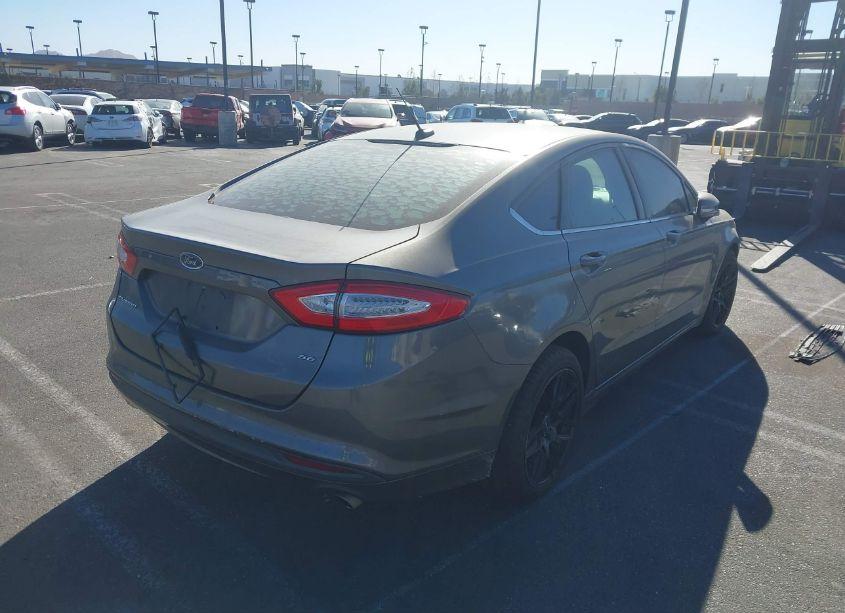 Photo 4 of 2014 Ford Fusion SE (VIN 3FA6P0H77ER256009)