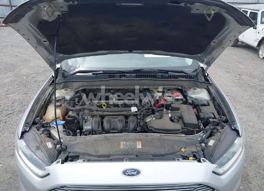 Photo 10 of 2014 Ford Fusion SE (VIN 3FA6P0H77ER328875)