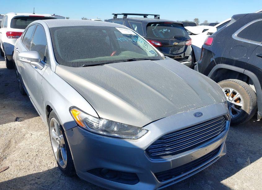 2015 Ford Fusion SE (VIN 3FA6P0H77FR115653) main photo