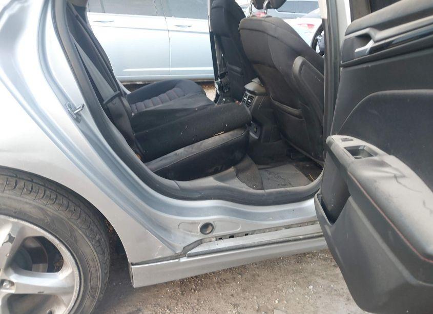 Photo 8 of 2015 Ford Fusion SE (VIN 3FA6P0H77FR115653)