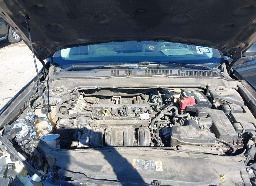 Photo 10 of 2015 Ford Fusion SE (VIN 3FA6P0H77FR167042)