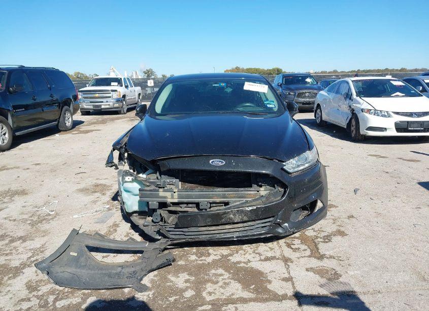 Photo 12 of 2015 Ford Fusion SE (VIN 3FA6P0H77FR167042)