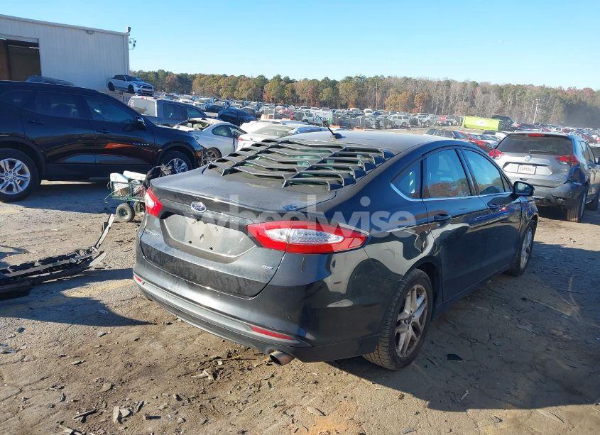 Photo 4 of 2015 Ford Fusion SE (VIN 3FA6P0H77FR195116)
