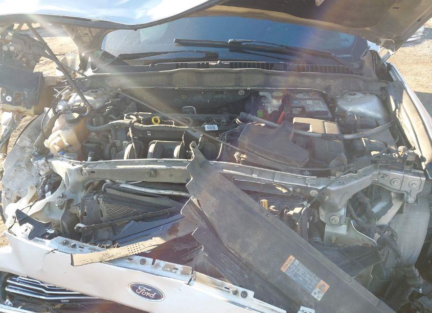 Photo 10 of 2015 Ford Fusion SE (VIN 3FA6P0H77FR198243)