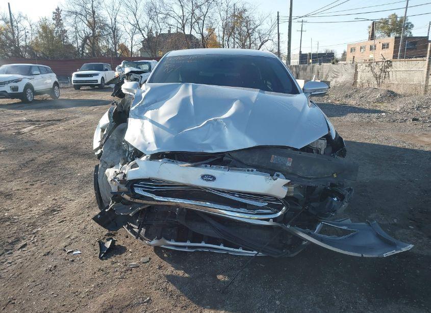 Photo 11 of 2015 Ford Fusion SE (VIN 3FA6P0H77FR198243)