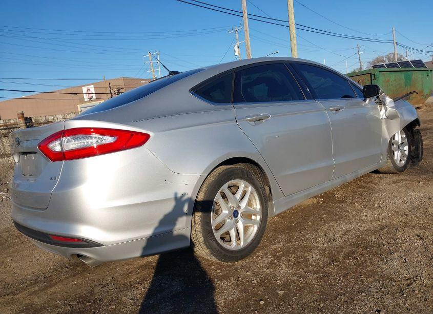 Photo 4 of 2015 Ford Fusion SE (VIN 3FA6P0H77FR198243)