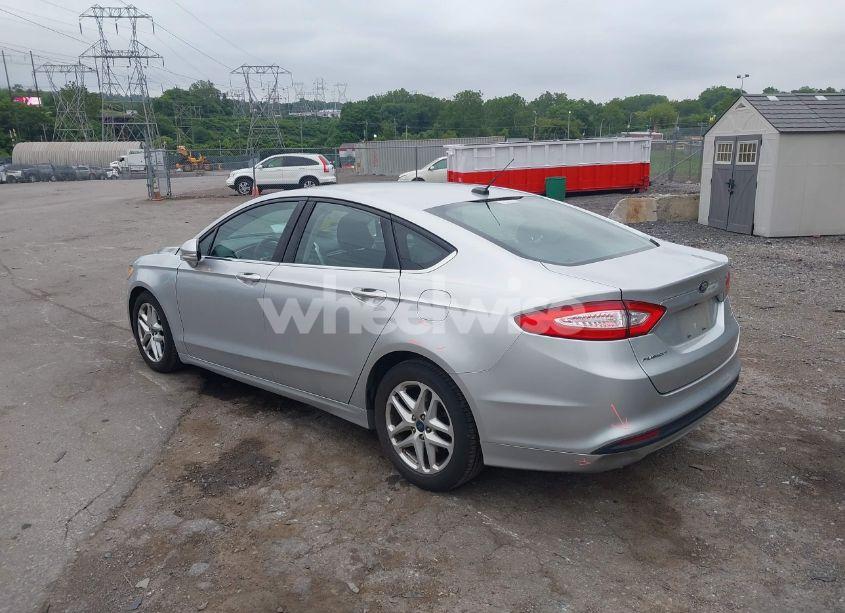 Photo 3 of 2015 Ford Fusion SE (VIN 3FA6P0H77FR210715)