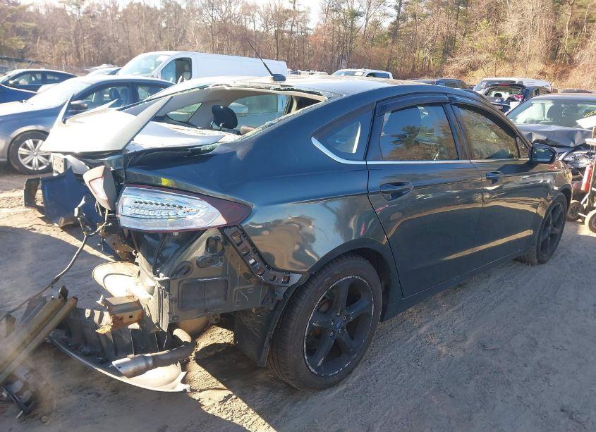 Photo 4 of 2015 Ford Fusion SE (VIN 3FA6P0H77FR266900)